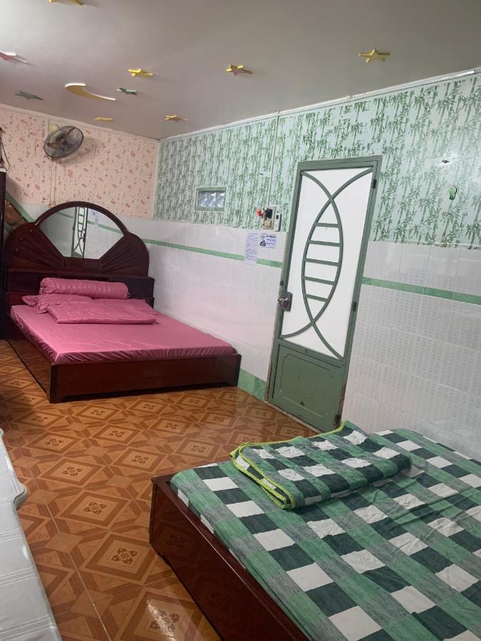 Bed and Breakfast Nha Nghi Lien Hoa Хатьен Экстерьер фото